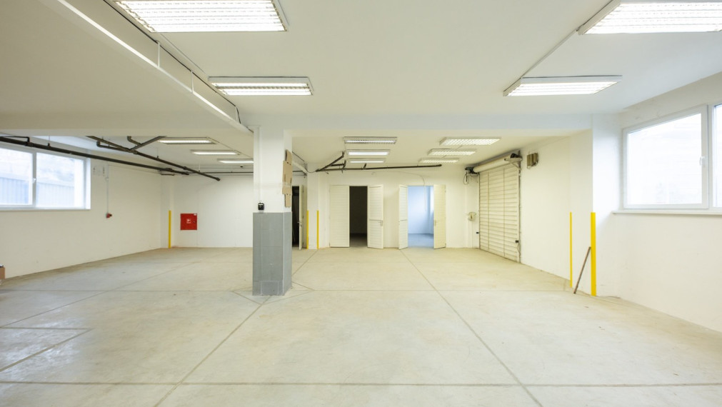 Kancelárske a skladové priestory na prenájom, Vajnorská ulica, Bratislava