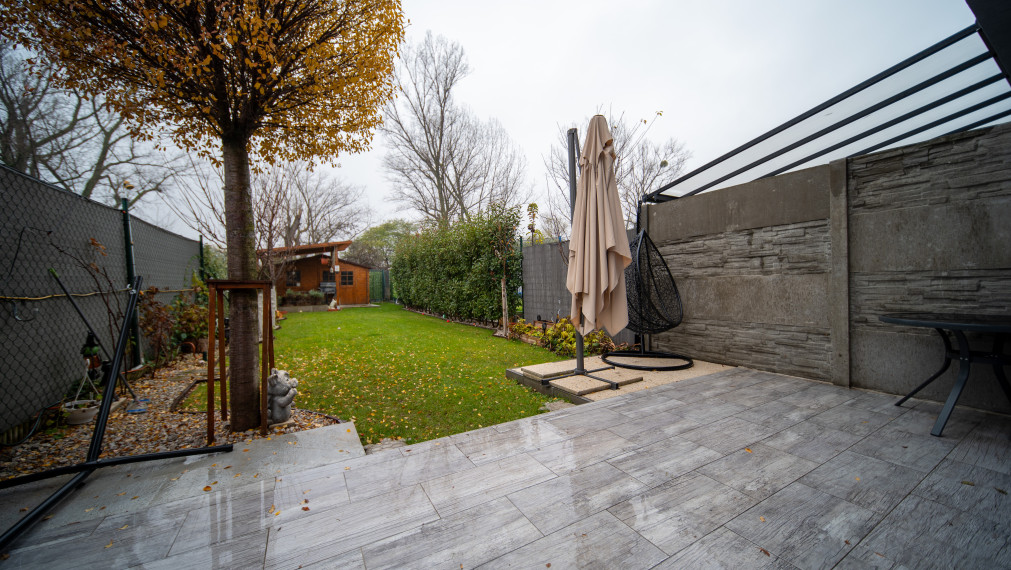 Moderný 4-izbový dom s výhľadom na zeleň