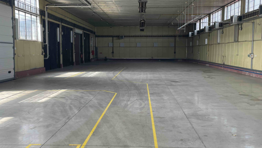 Výrobná/skladová hala na prenájom, spevnené plochy, Senec