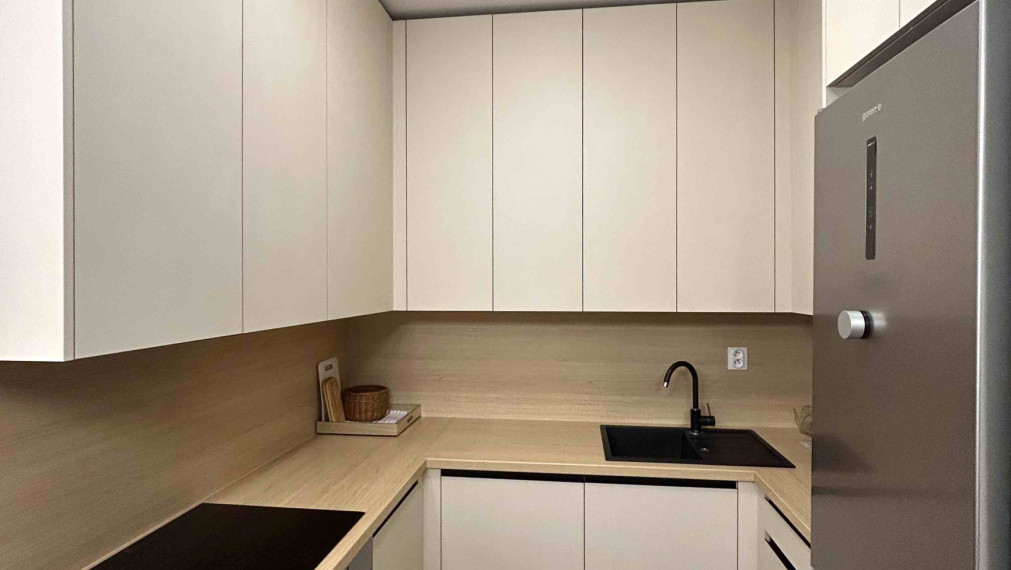 Kompletne zariadený 2i byt s balkónom a garážovým státím, novostavba, prenájom, Ivánka pri Dunaji