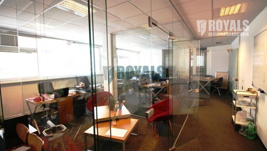 Kancelárske priestory, Račianska ulica, VÝBORNÁ POLOHA