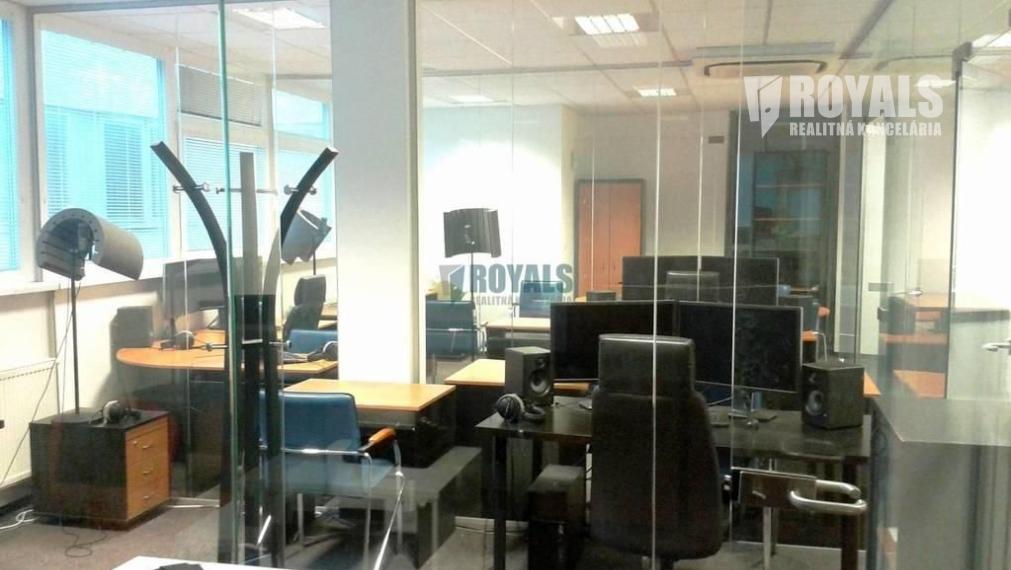 Kancelárske priestory, Račianska ulica, VÝBORNÁ POLOHA