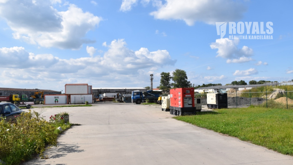 Oplotené spevnené plochy na prenájom, výborná dostupnosť, Stupava