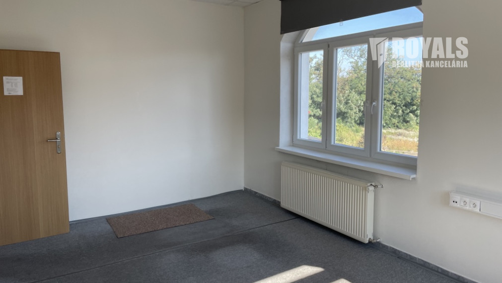 Kancelárie na prenájom, vyhradené parkovanie, Dúbravka