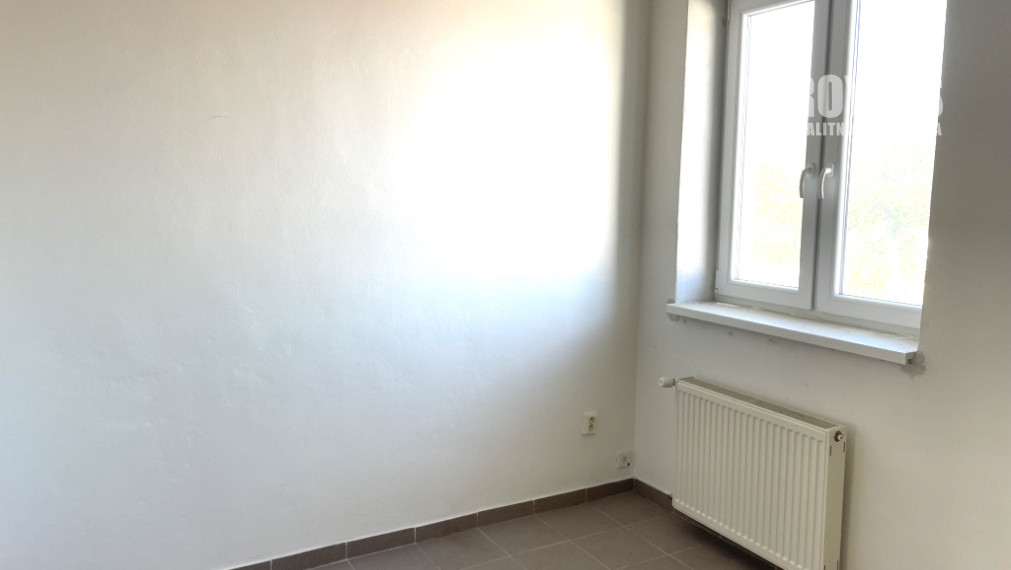 Kancelárie na prenájom, vyhradené parkovanie, Dúbravka