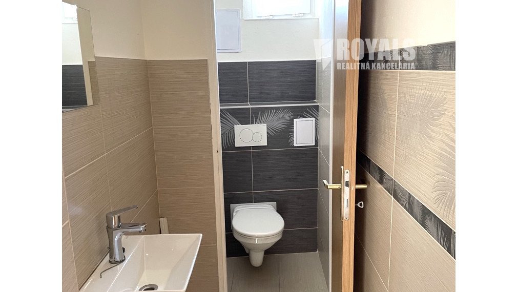 Kancelárie na prenájom, vyhradené parkovanie, Dúbravka