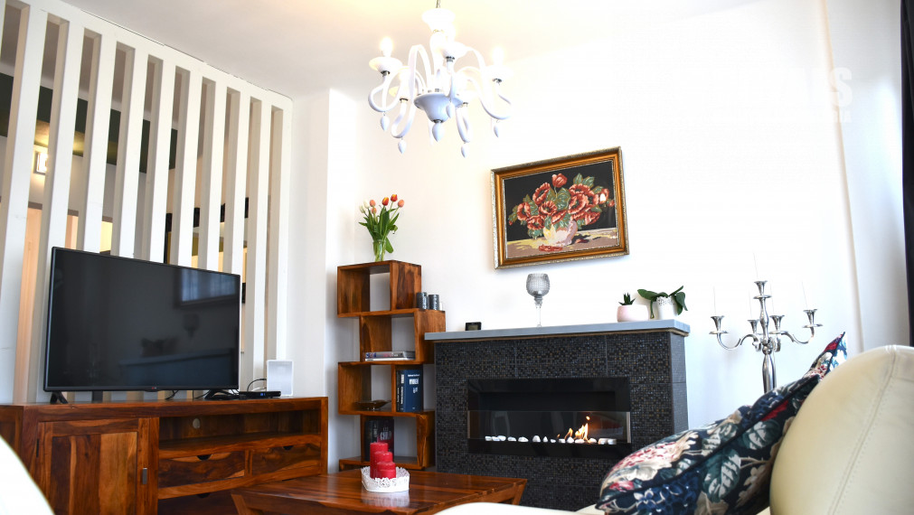 Moderný, kompletne zariadený 3i byt, loggia, balkón, parking, Nám. Martin Benku