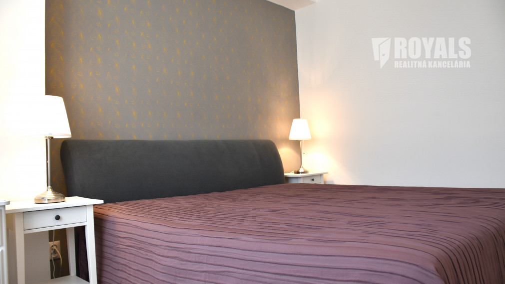 Moderný, kompletne zariadený 3i byt, loggia, balkón, parking, Nám. Martin Benku