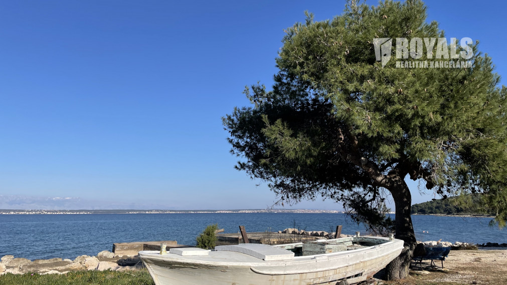 Apartmánový dom, 1. rad od mora, predaj, Zadar - Ugljan