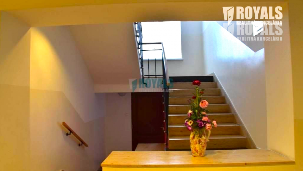 Reprezentatívne kancelárske priestory na prenájom v susedstve Centrálu, Vajnorská ulica