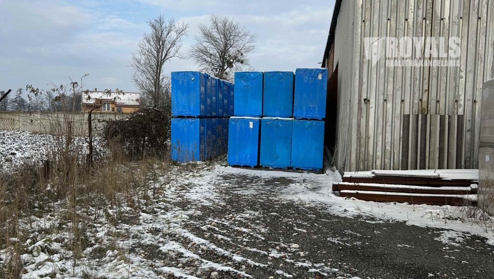 Oplotené spevnené plochy na prenájom, výborná dostupnosť, Stupava