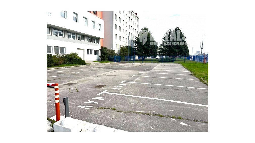 Kancelárske a skladové priestory na prenájom, Vajnorská ulica, Bratislava