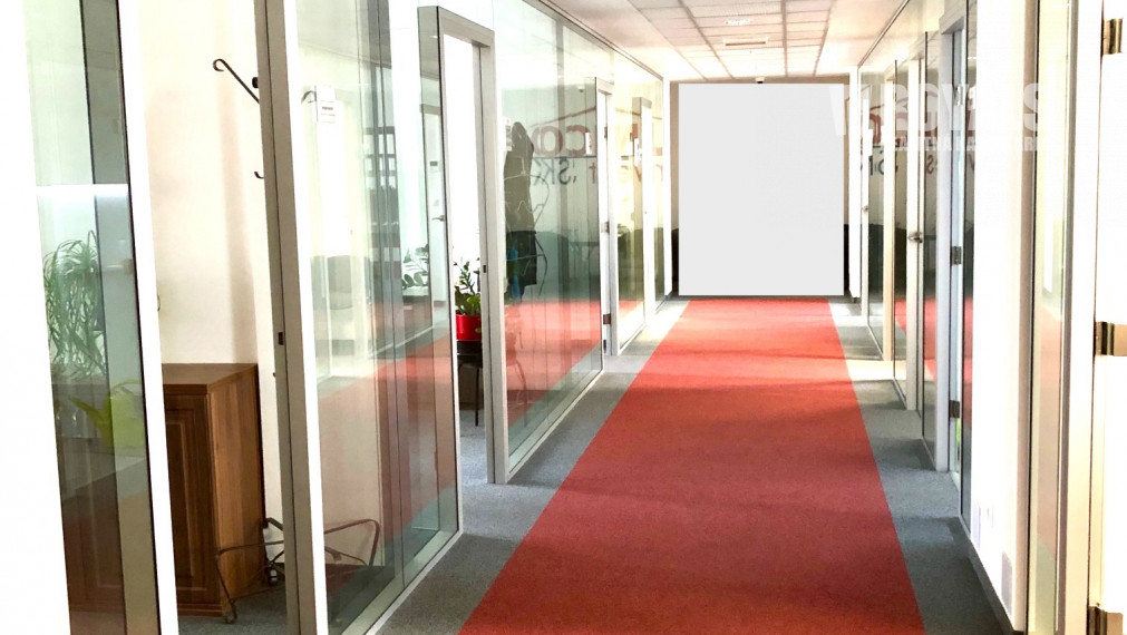 Kancelárke priestory s vlastným parkingom v susedstve IKEA a nákupného centra AVION