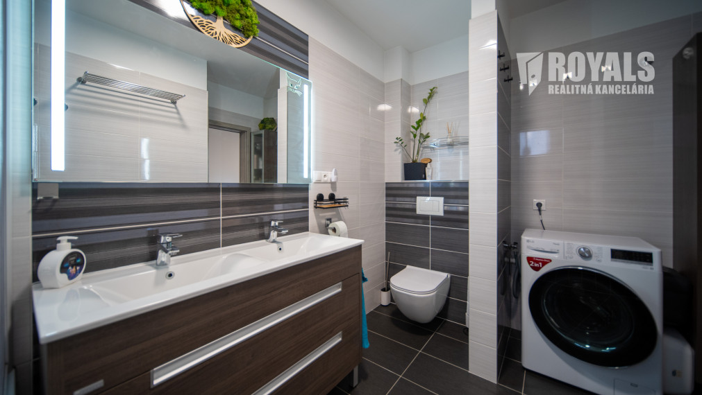 Na predaj 4 izbový rodinný dom v Malom raji