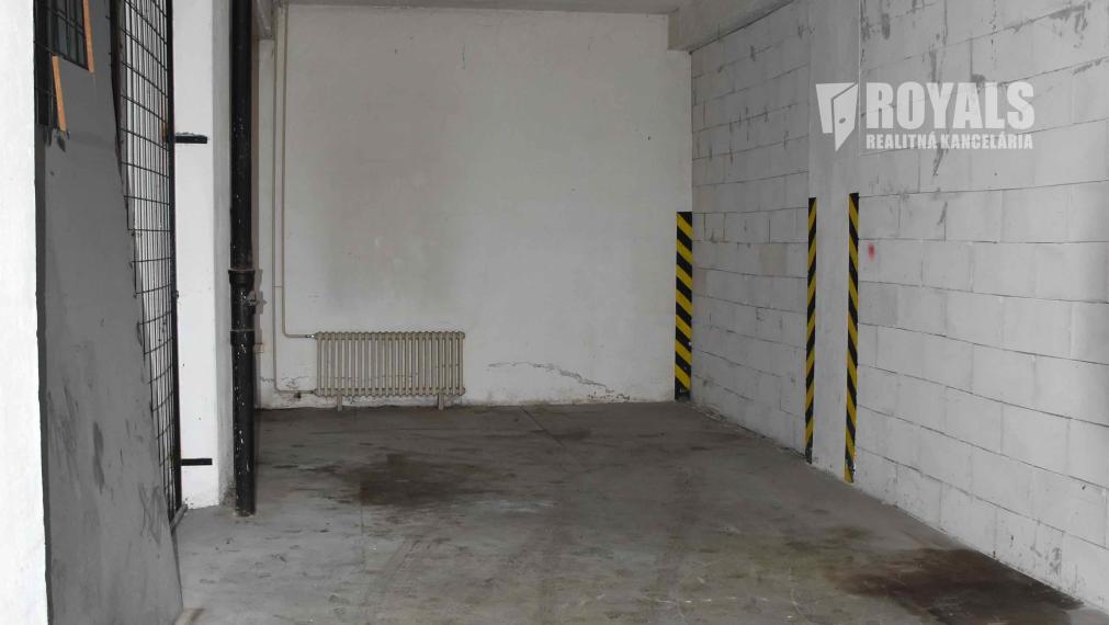 Vykurovaný malý sklad s rampou, predaj, Devínska Nová Ves