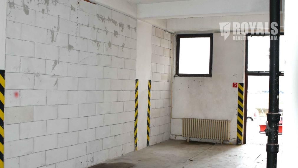 Vykurovaný malý sklad s rampou, predaj, Devínska Nová Ves