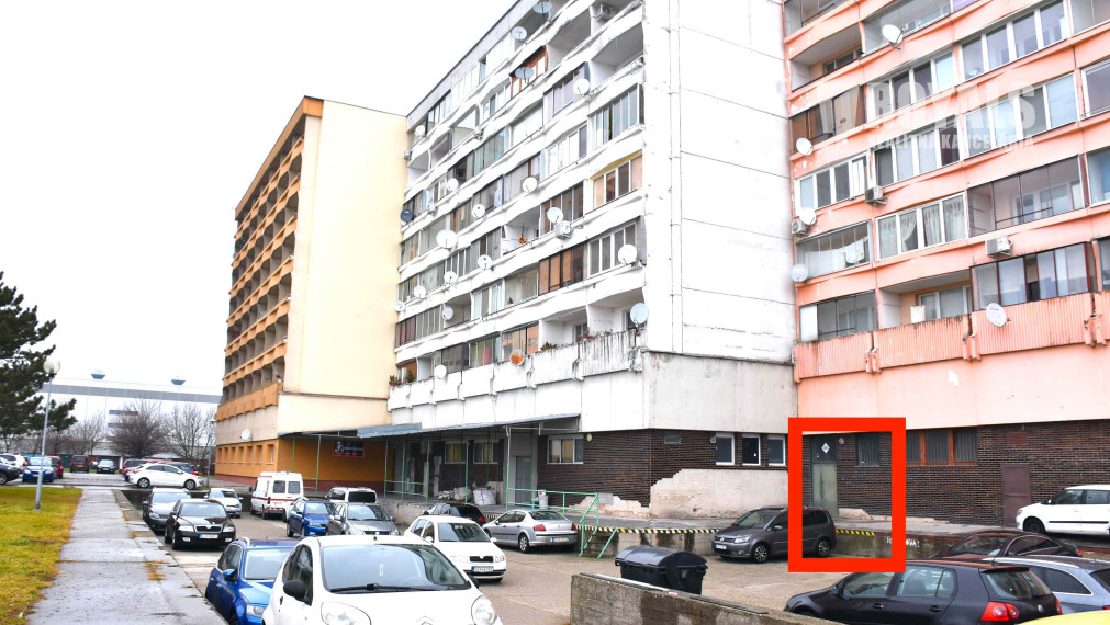 Vykurovaný malý sklad s rampou, predaj, Devínska Nová Ves