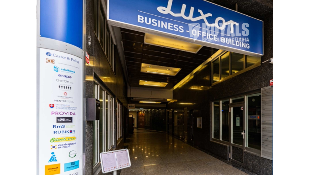 Výnimočné bývanie s výhľadom na Staré Mesto Bratislavy