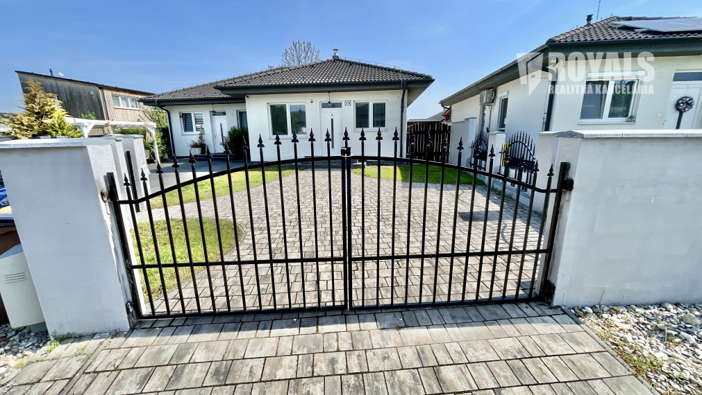 3izbový rodinný dom na prenájom s veľkou podzemnou pivnicou v Malinove