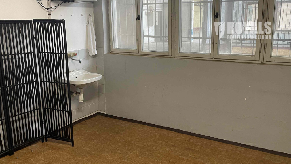 Výrobná/skladová hala na prenájom, spevnené plochy, Senec