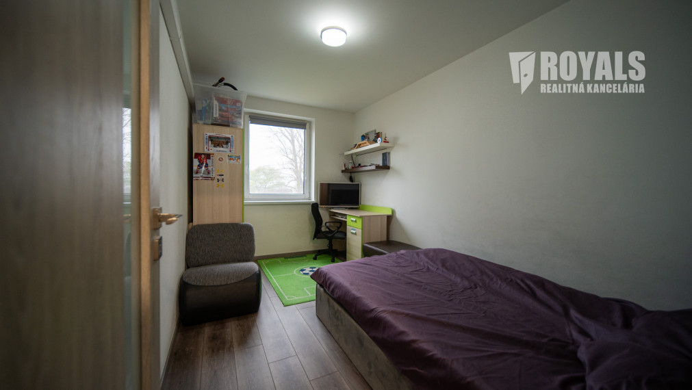 Znížená cena!!! Moderný 4-izbový dom s výhľadom na zeleň