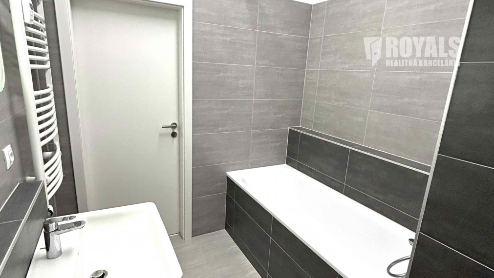 Moderný, klimatizovaný 2i byt s terasou a garážovým státím, PREMIĚRE, Šancová