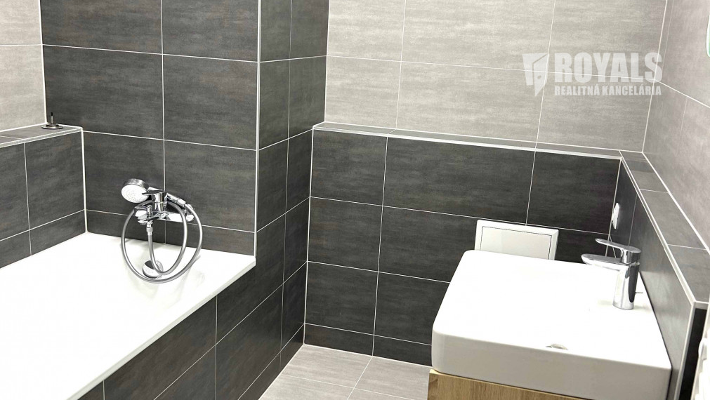 Moderný, klimatizovaný 2i byt s terasou a garážovým státím, PREMIĚRE, Šancová