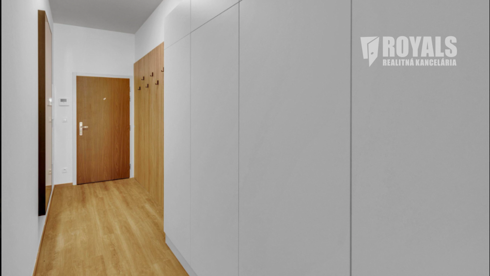 4i byt v štandarde na predaj, kompletná rekonštrukcia, Staré Mesto, Gunduličova, Bratislava