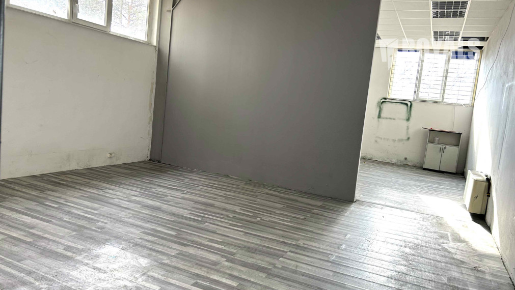 Hala,  skladový priestor s administratívnym zázemím, Kopčianska, Petržalka