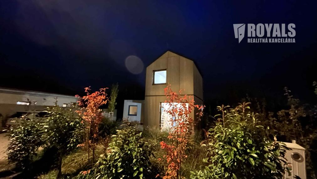 Montovaný drevodom so záhradou na predaj, Rusovce