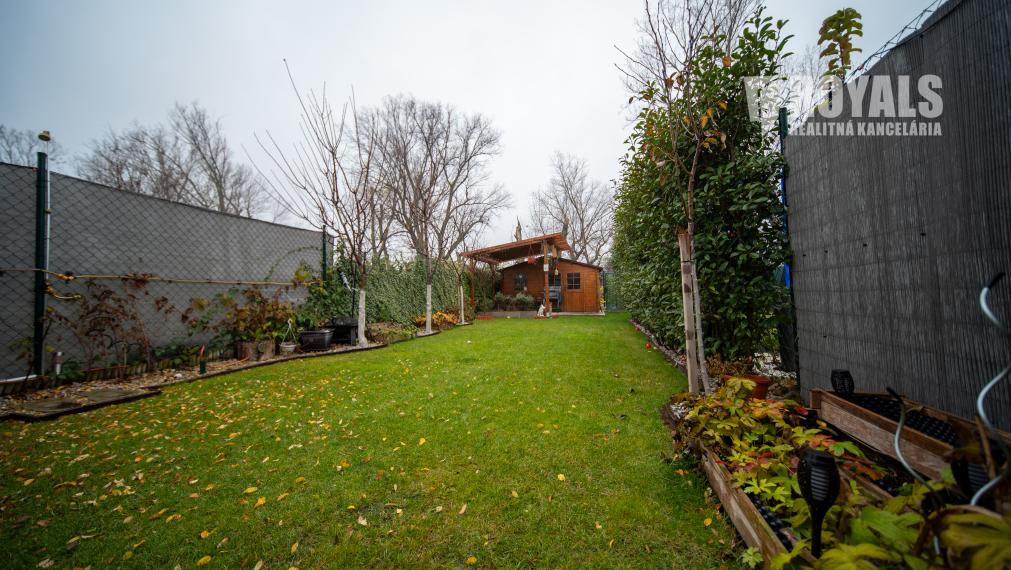 Moderný 4-izbový byt s výhľadom na zeleň