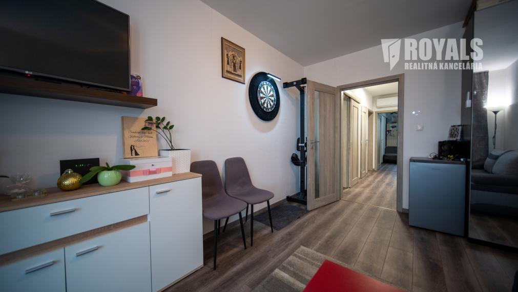 Moderný 4-izbový dom s výhľadom na zeleň