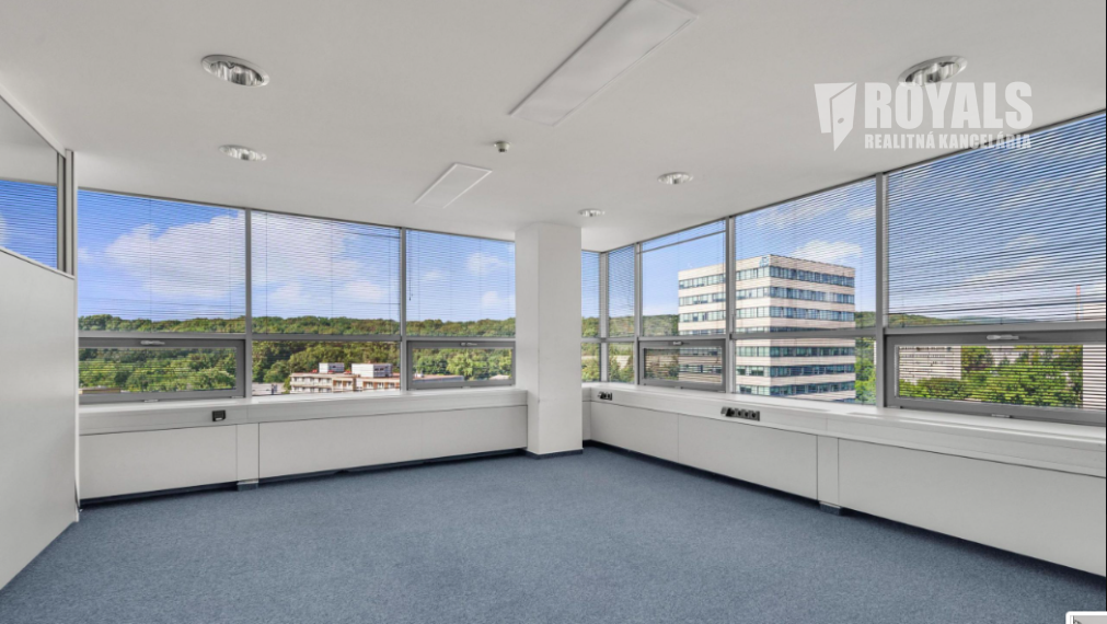 Moderné kancelárske priestory na prenájom, recepcia, parking, Patrónka, West End Tower