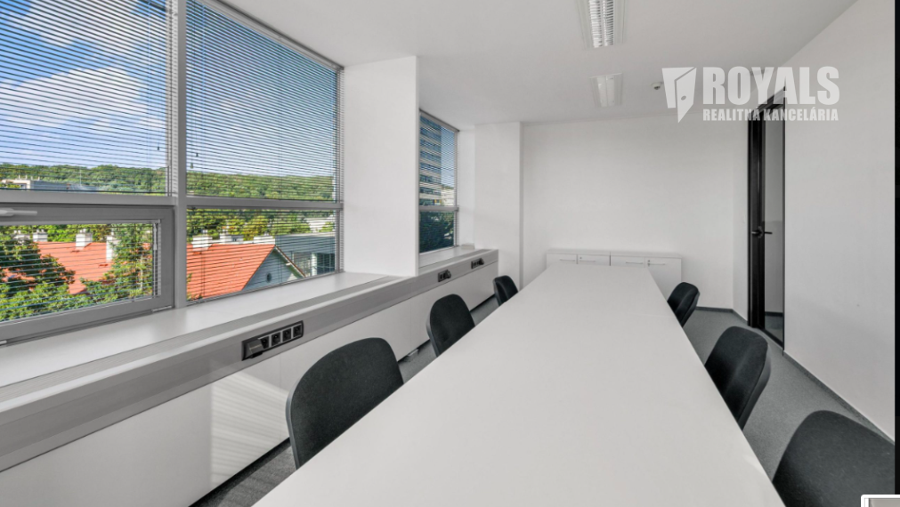 Moderné kancelárske priestory na prenájom, recepcia, parking, Patrónka, West End Tower