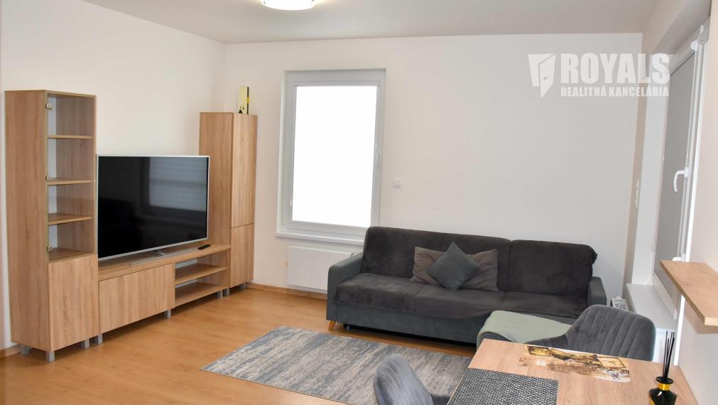 Kompletne zariadený nový 2i byt v susedstve nemocnice Bory, loggia, parkovacie miesto, Jána Langoša