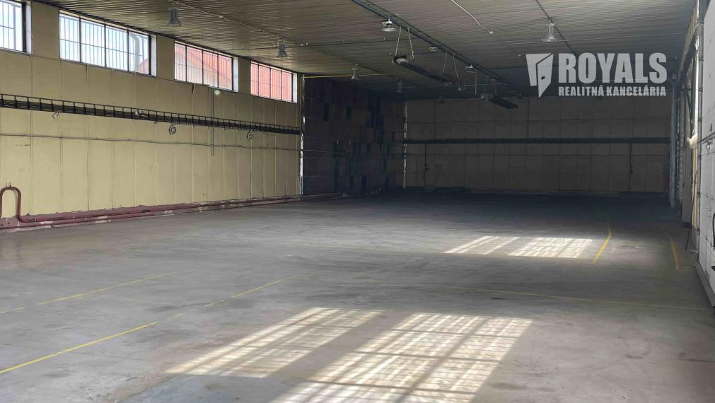 Výrobná/skladová hala na prenájom, spevnené plochy, Senec