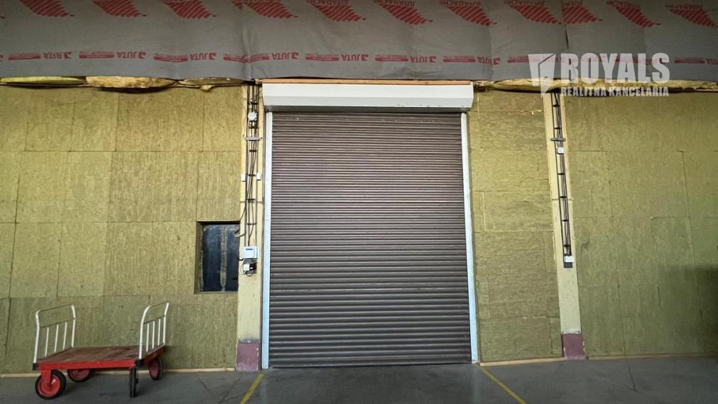 Výrobná/skladová hala na prenájom, spevnené plochy, Senec