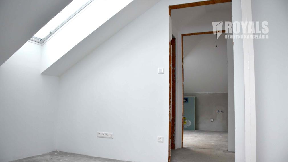 Moderný rodinný dom, záhrada, terasa, tichá lokalita, Jarovce