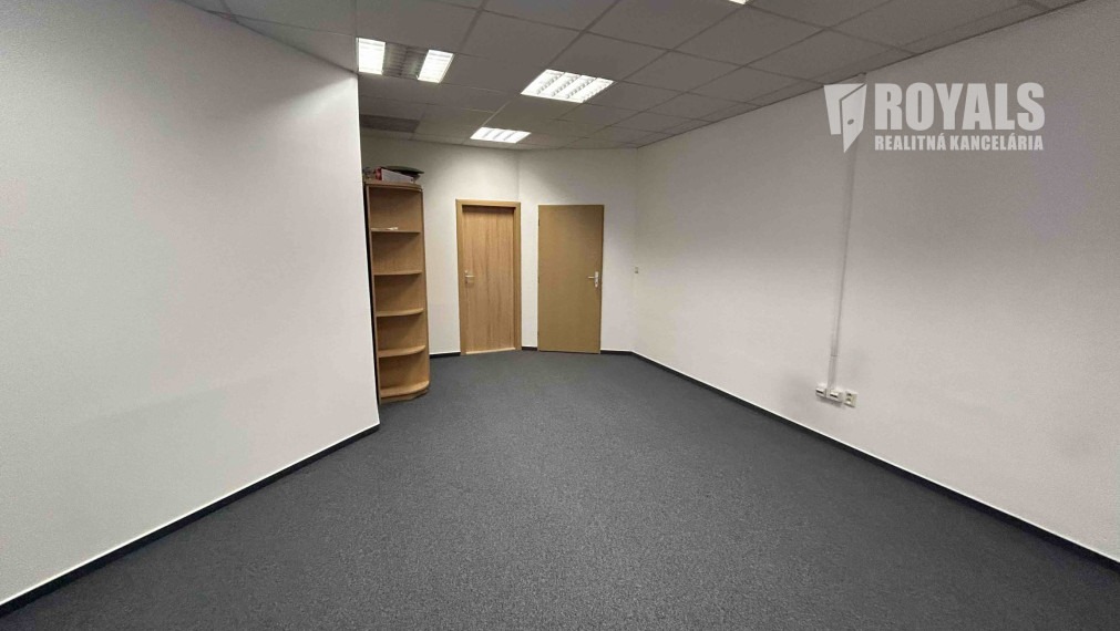 Nebytový, kancelársky priestor na prenájom 10 min. od Nivy centra, parking, Bazová ulica