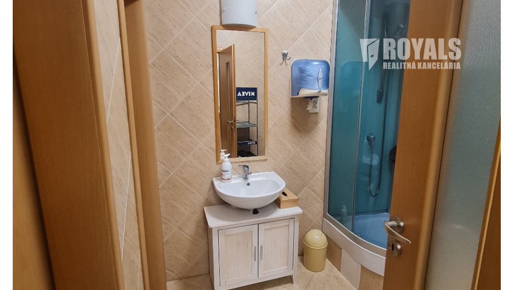 Kozmetický salón na prenájom, Dúbravka, Talichova