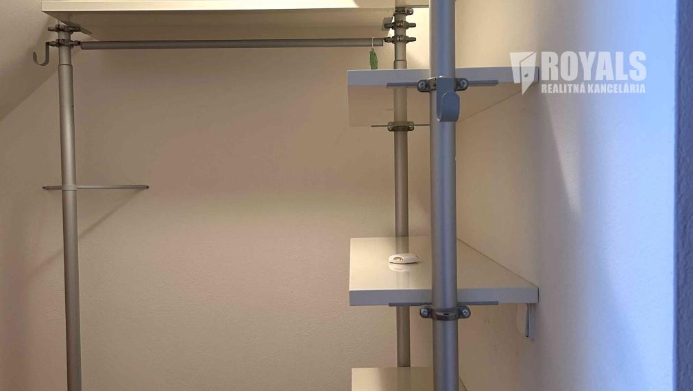 4i mezonet na prenájom, loggia, terasa, garáž pre 2 autá, Bratislava - Záhorská Bystrica