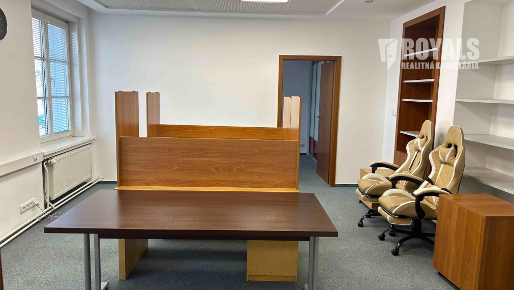 Ponuka kancelárií rôznych veľkostí na prenájom v susedstve Centrálu, Vajnorská ulica