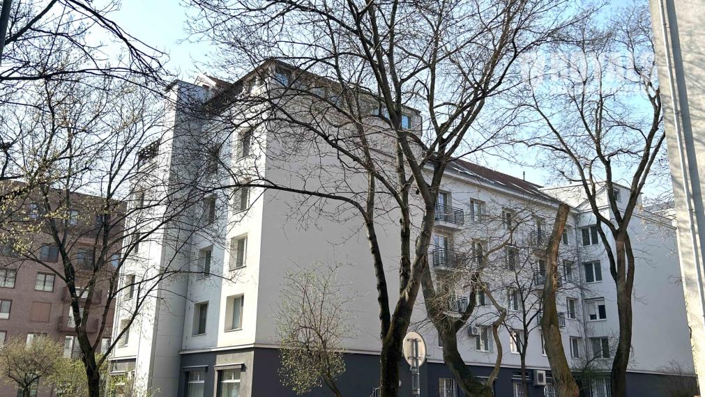 2i byt s pivnicou na atraktívnej adrese, pôvodný stav, možnosť dispozičných zmien, Niťová