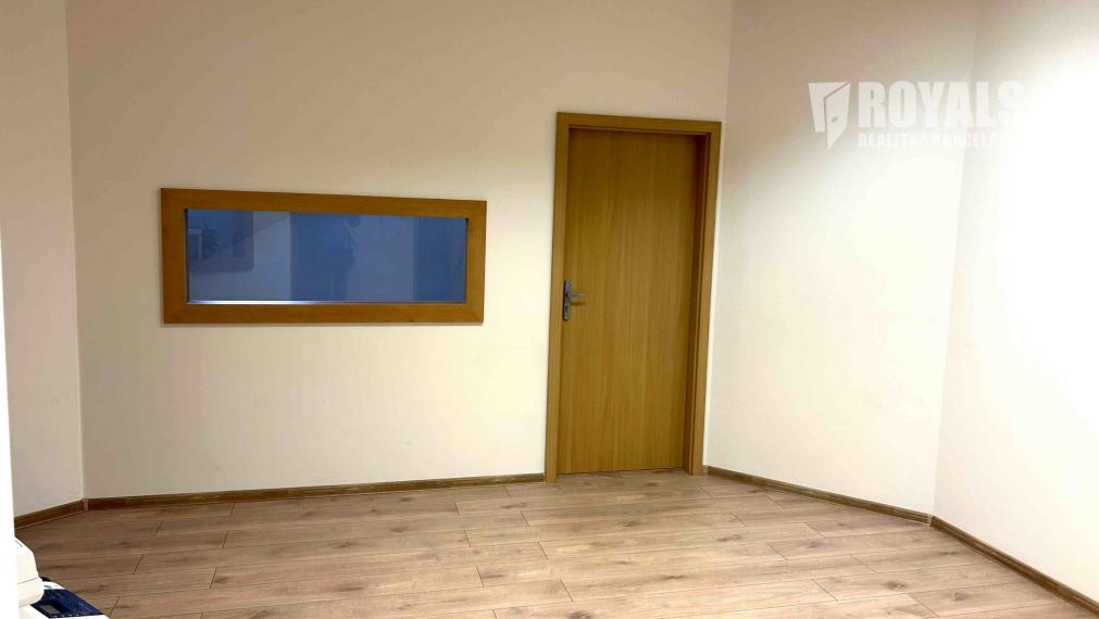 Nebytový, kancelársky priestor na prenájom 10 min. od Nivy centra, parking, Bazová ulica