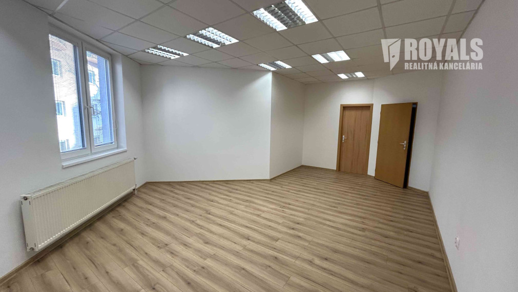 Dva prepojené nebytové priestory s recepciou/čakárňou na prenájom, Bazová ulica