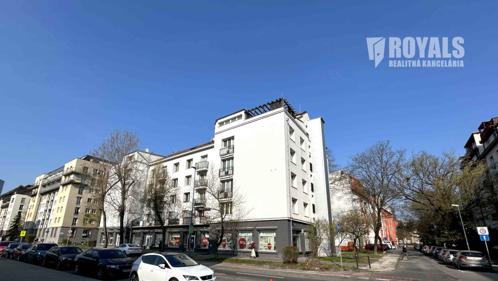 2i byt s pivnicou na atraktívnej adrese, pôvodný stav, možnosť dispozičných zmien, Niťová