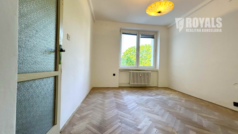 2i byt s pivnicou na atraktívnej adrese, pôvodný stav, možnosť dispozičných zmien, Niťová