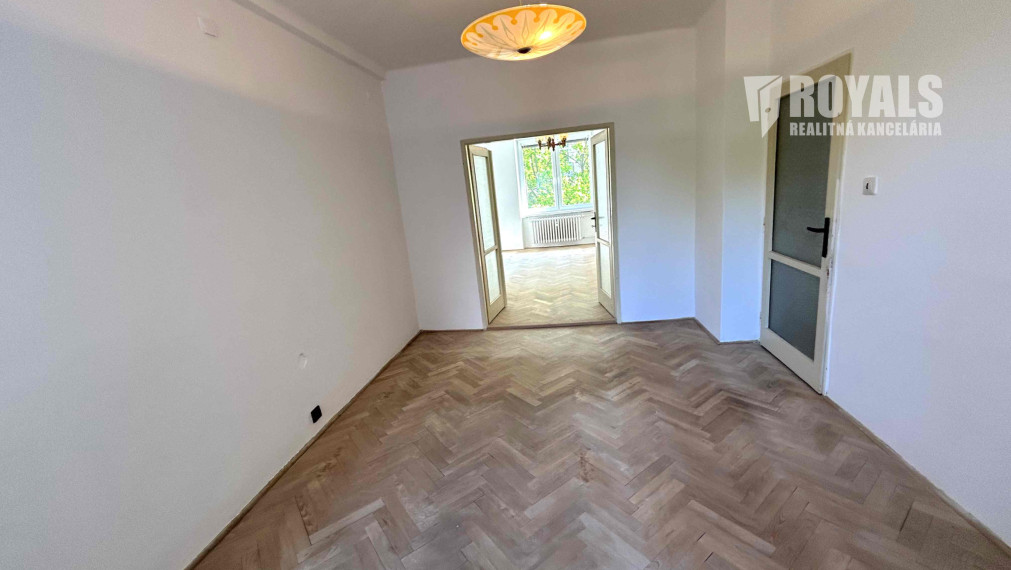 2i byt s pivnicou na atraktívnej adrese, pôvodný stav, možnosť dispozičných zmien, Niťová