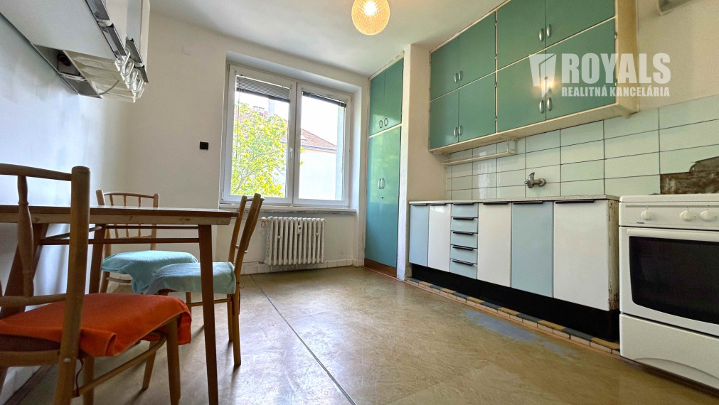 2i byt s pivnicou na atraktívnej adrese, pôvodný stav, možnosť dispozičných zmien, Niťová