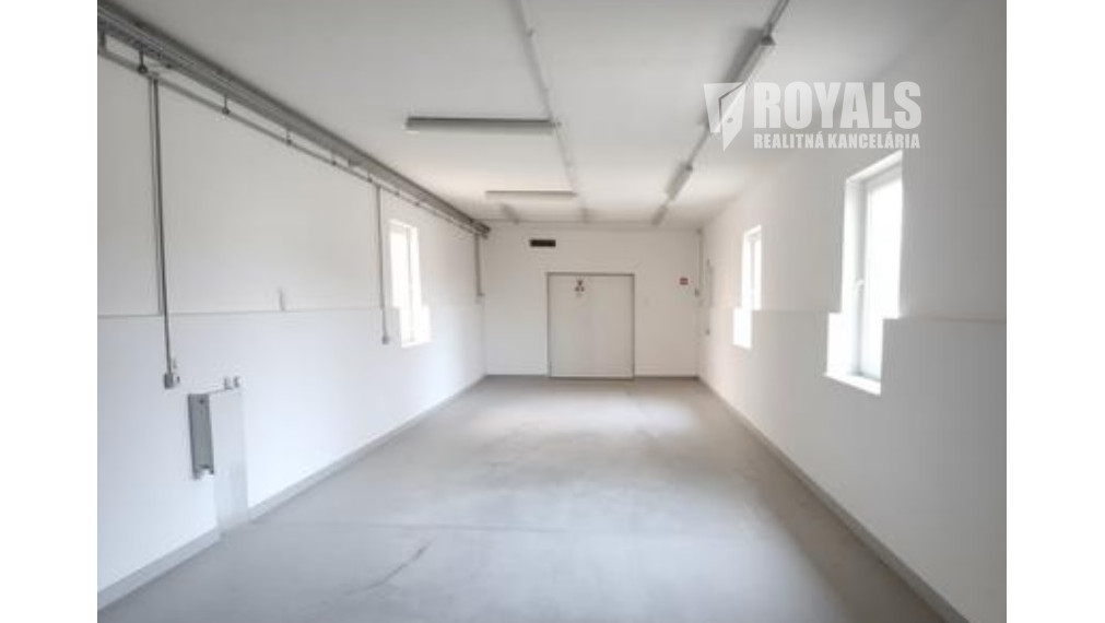 Variabilný, zateplený, vykurovaný skladový priestor so sociálnym zázemím, Koniarovce, Nitra
